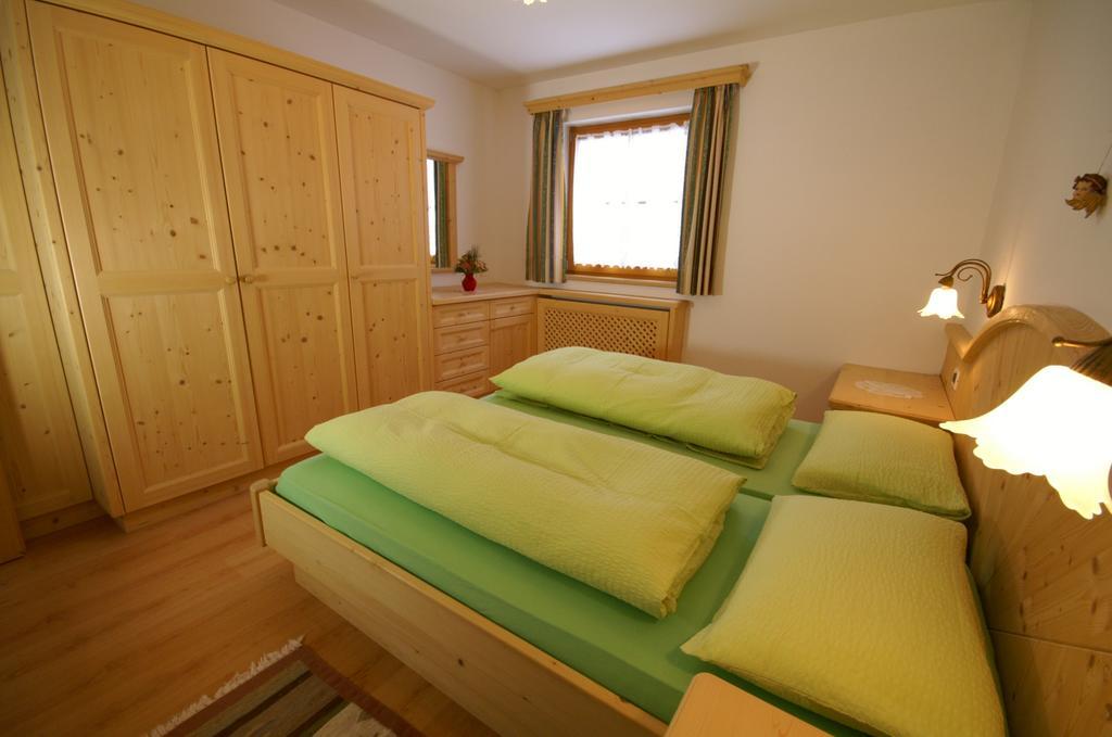 Appartamenti Residence Pars บาเดีย ภายนอก รูปภาพ